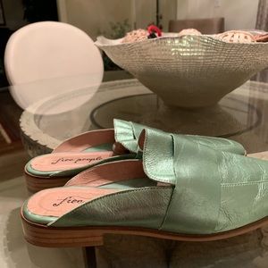 Free People green metallic leathers slides